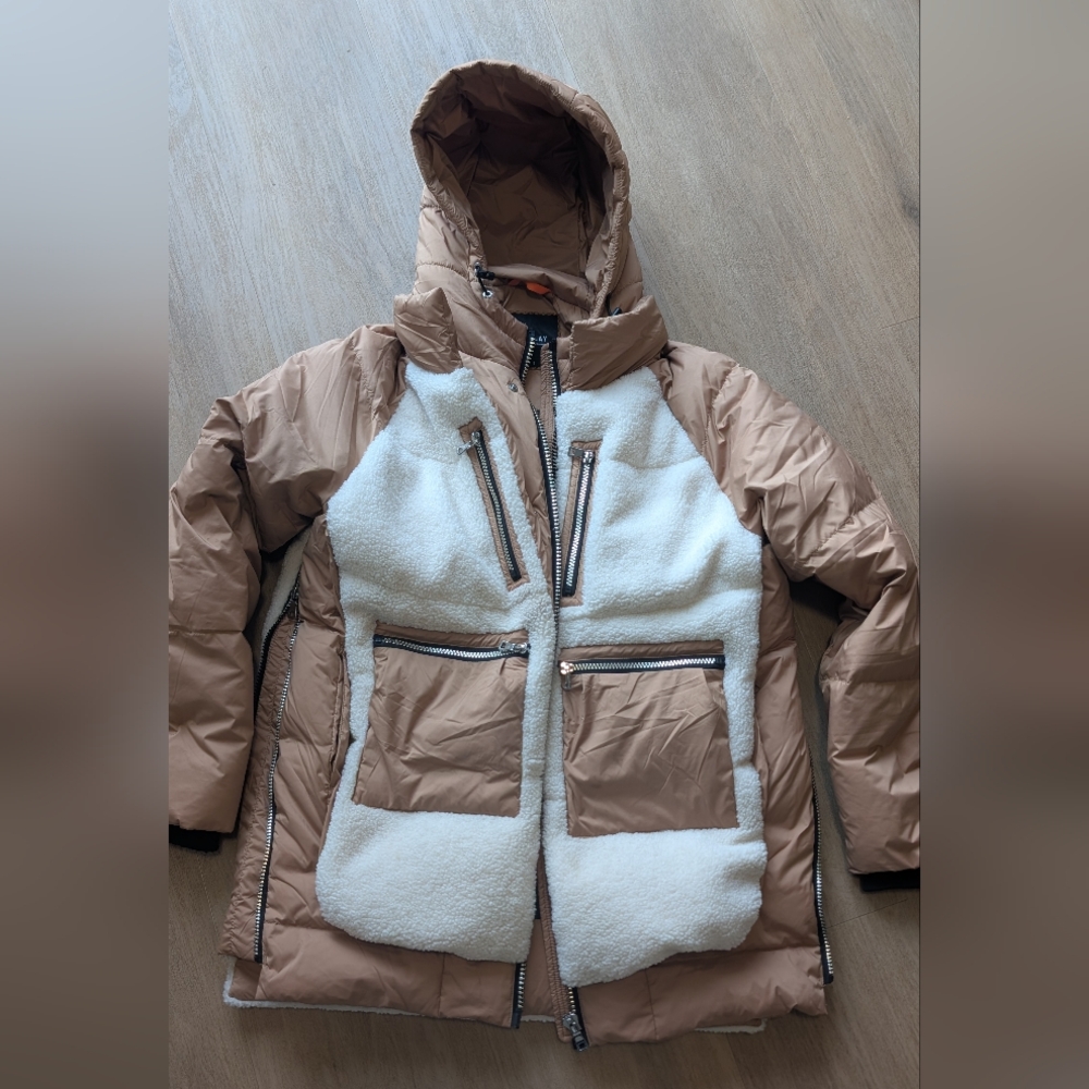 Orolay 100% Down Women's Parka (Small)